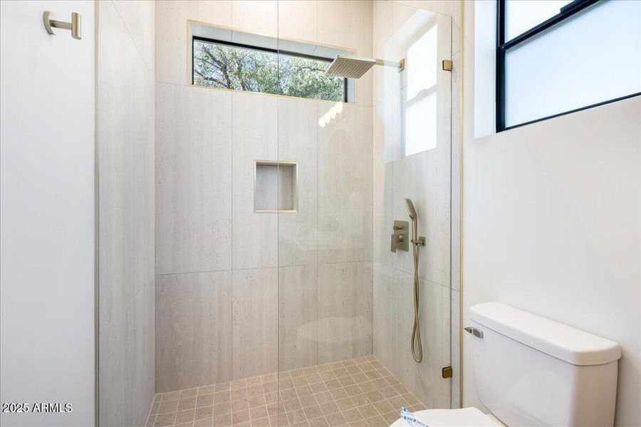 045-IMG_6847 045-IMG_6847