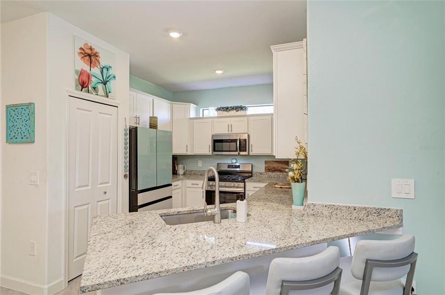 Furnished interior view inside a new home in Lorraine Lakes at Lakewood Ranch, Lakewood Ranch (Image 4). Furnished interior view inside a new home in Lorraine Lakes at Lakewood Ranch, Lakewood Ranch (Image 4).