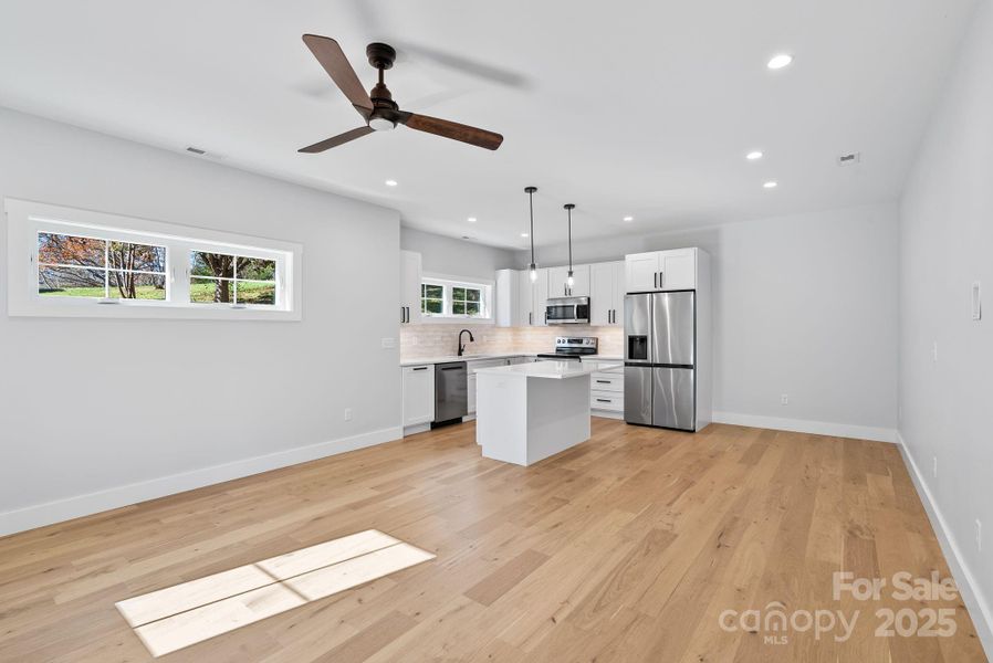 Spacious, unfurnished interior of a new home in , Weaverville (Image 20).