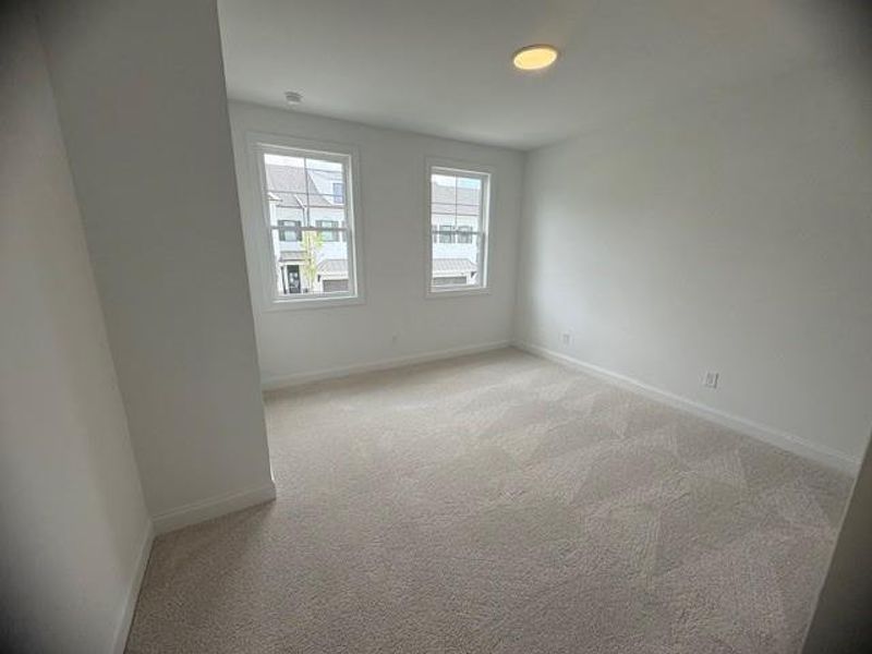 Spacious, unfurnished interior of a new home in Millcroft Townhomes, Buford (Image 34).