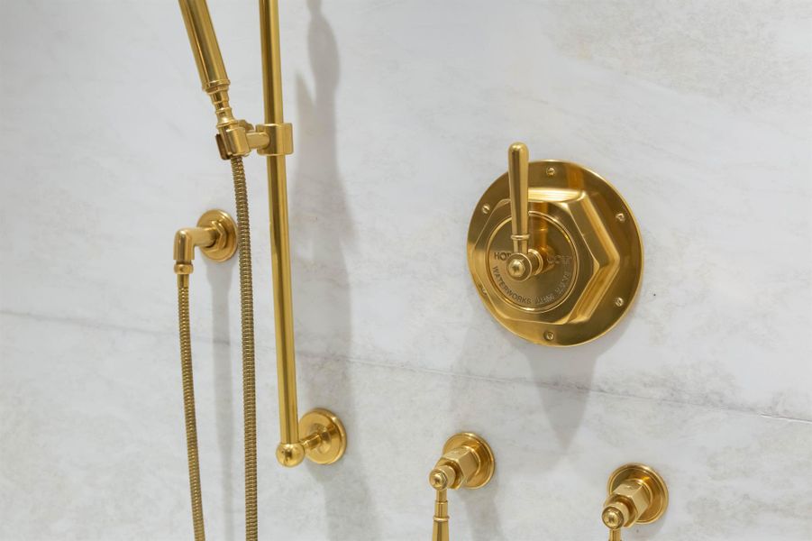 Image 40 of a home in .