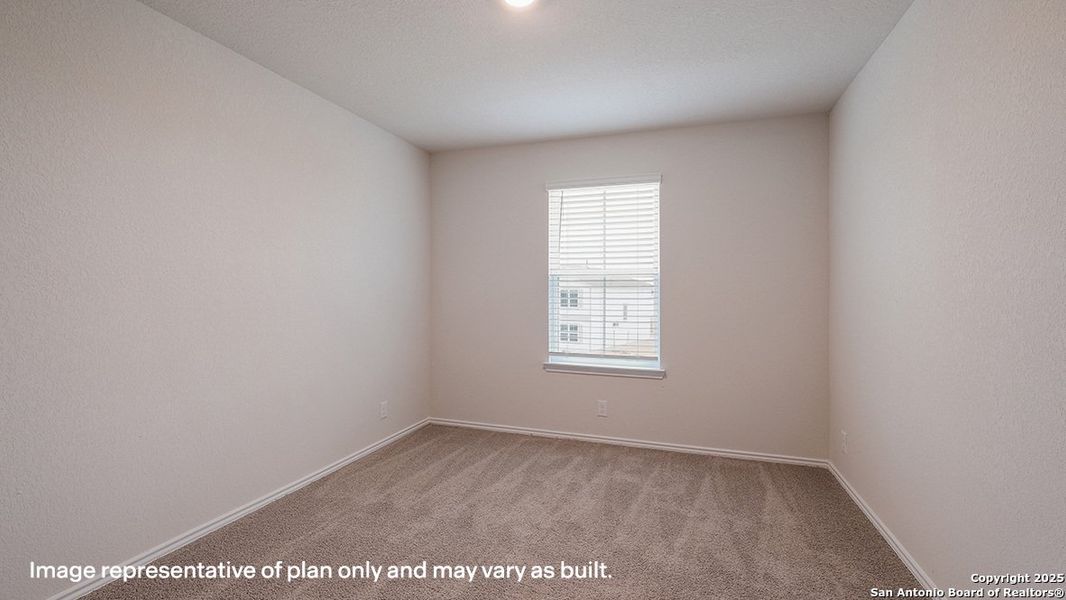 Spacious, unfurnished interior of a new home in Redbird Ranch, San Antonio (Image 9).