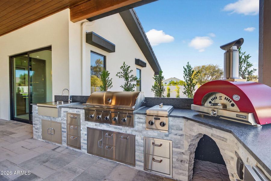 117-web-or-mls-18- E Charter Oak Rd (1)