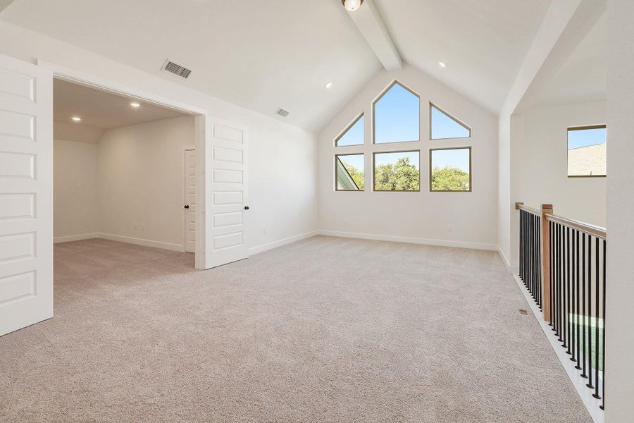 Spacious, unfurnished interior of a new home in Parmer Ranch - 60', Georgetown (Image 24).