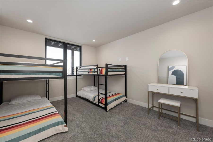 Lower level - bedroom 3