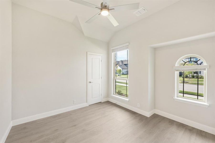 Spacious, unfurnished interior of a new home in Union Park Classic 60, Little Elm (Image 19). Spacious, unfurnished interior of a new home in Union Park Classic 60, Little Elm (Image 19).