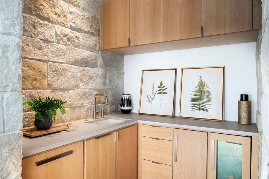 Furnished interior view inside a new home in , Malakoff (Image 4).