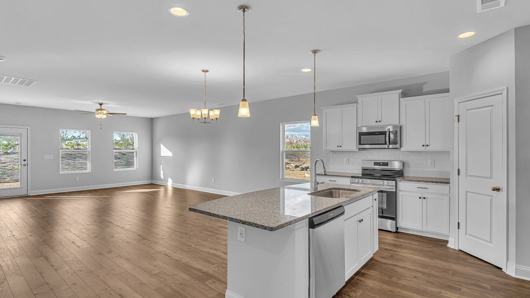 1,604sf New Home in Conway, SC.  - Slide 4