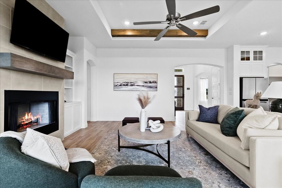 Representative furnished interior of a home built from the The Wellington II by Doug Parr Custom Homes in Monarch Manor, Poolville (Image 11).