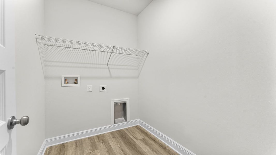 Spacious, unfurnished interior of a new home in Destini Lane, Panama City (Image 22).