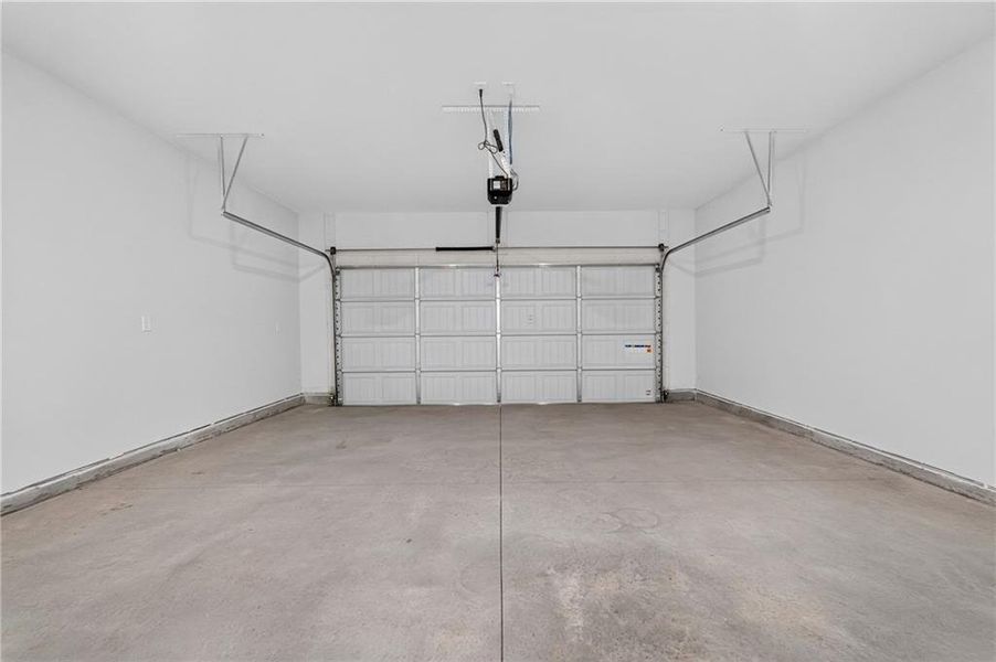 Spacious, unfurnished interior of a new home in , Loganville (Image 52). Spacious, unfurnished interior of a new home in , Loganville (Image 52).