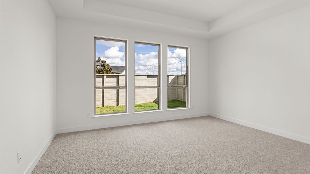 Spacious, unfurnished interior of a new home in Legacy, League City (Image 9).