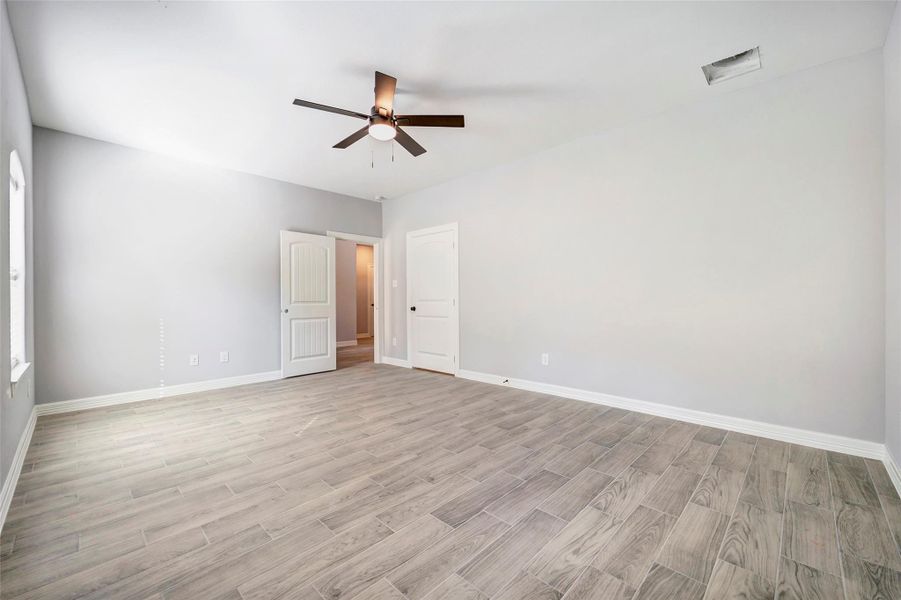Spacious, unfurnished interior of a new home in , New Waverly (Image 40).