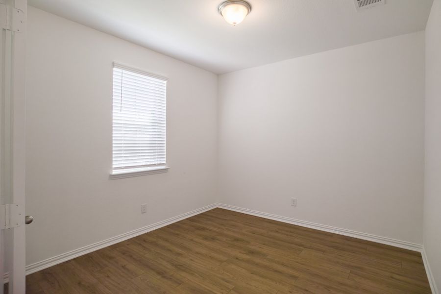 Spacious, unfurnished interior of a new home in Churchill, Anna (Image 21). Spacious, unfurnished interior of a new home in Churchill, Anna (Image 21).