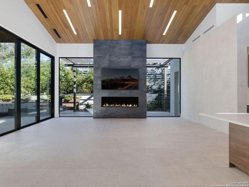 Image 60 of a home in .