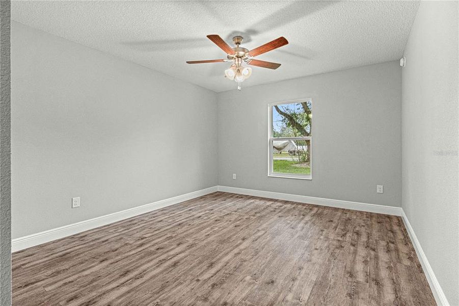 Spacious, unfurnished interior of a new home in , Summerfield (Image 13).