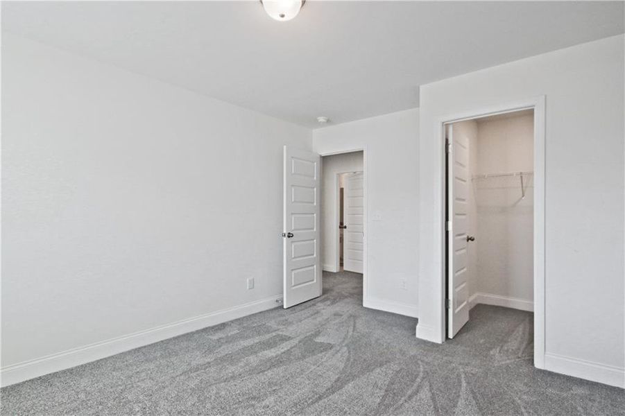 Spacious, unfurnished interior of a new home in Somerset at Riverbrook, Gainesville (Image 27). Spacious, unfurnished interior of a new home in Somerset at Riverbrook, Gainesville (Image 27).