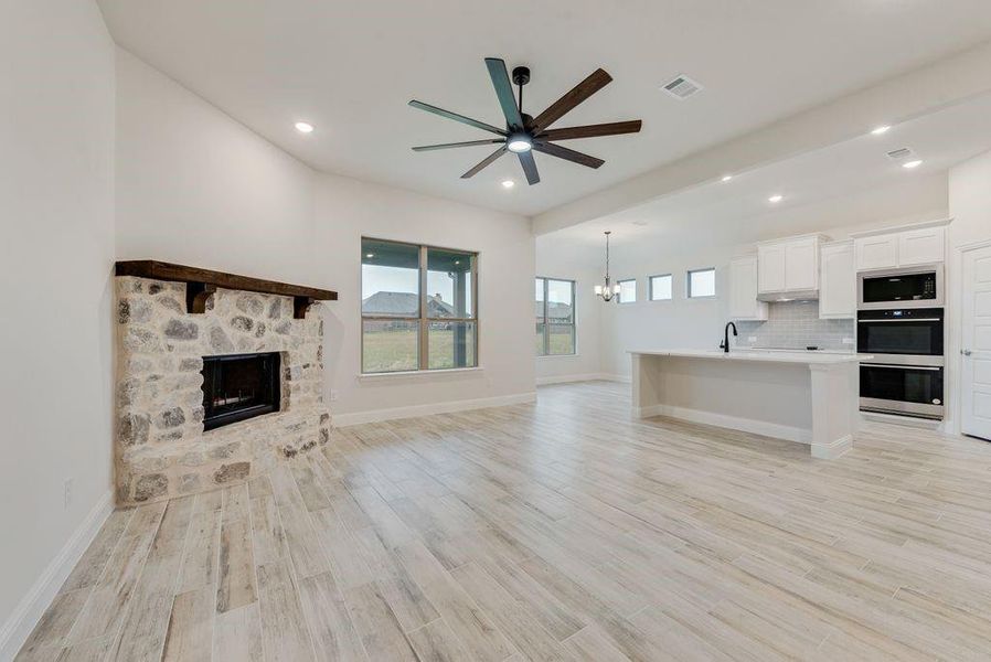 Image 15 of a home in .