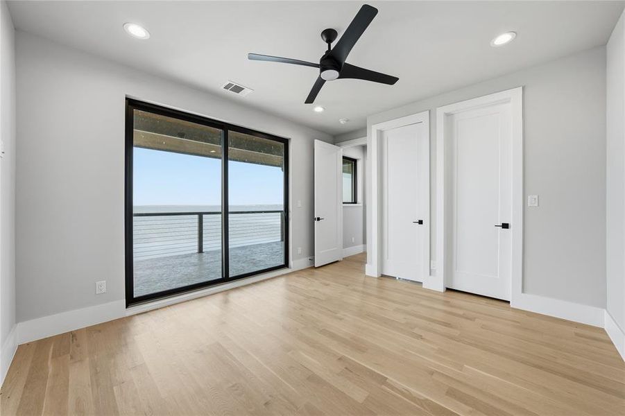 Spacious, unfurnished interior of a new home in , Gun Barrel City (Image 21). Spacious, unfurnished interior of a new home in , Gun Barrel City (Image 21).