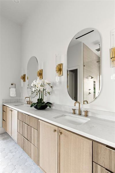 Furnished interior view inside a new home in , Dallas (Image 10). Furnished interior view inside a new home in , Dallas (Image 10).