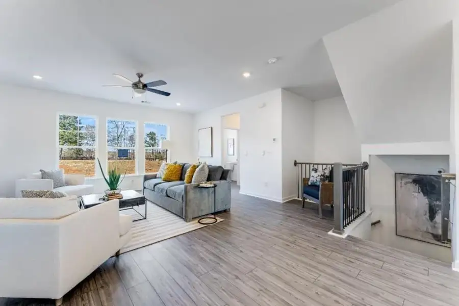 Furnished interior view inside a new home in Rosewood Farm, Lawrenceville (Image 17).