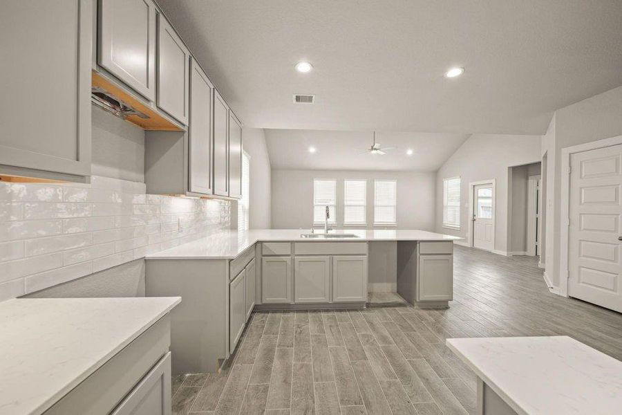 Image 29 of a home in Barton Creek Ranch. Image 29 of a home in Barton Creek Ranch.