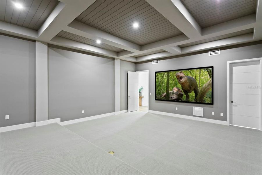 Spacious, unfurnished interior of a new home in , Tampa (Image 54).