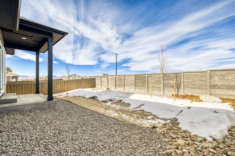 8006 Pennydale - Backyard 8006 Pennydale - Backyard