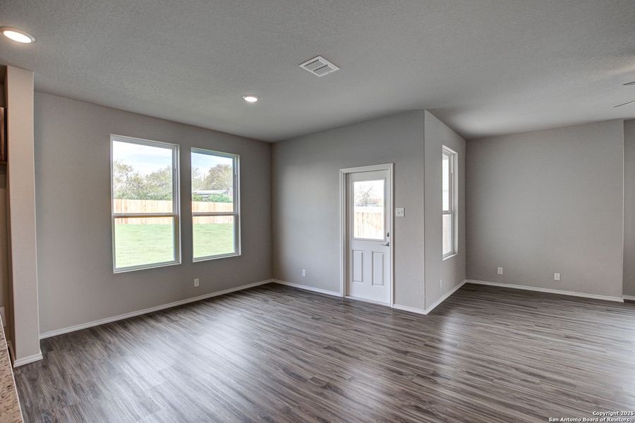 Spacious, unfurnished interior of a new home in Horizon Pointe, Converse (Image 52).