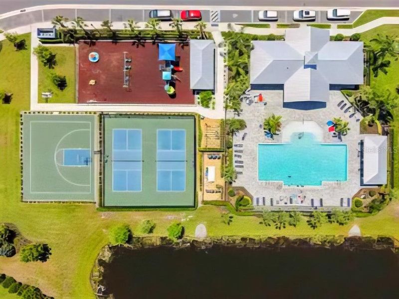 Community amenities in , Parrish (Image 42).