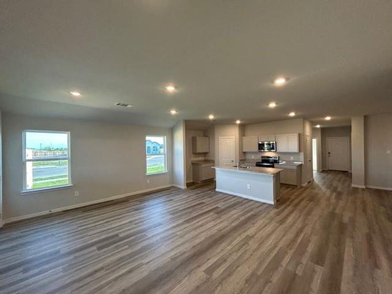 Spacious, unfurnished interior of a new home in Cornerstone, Rockdale (Image 4).