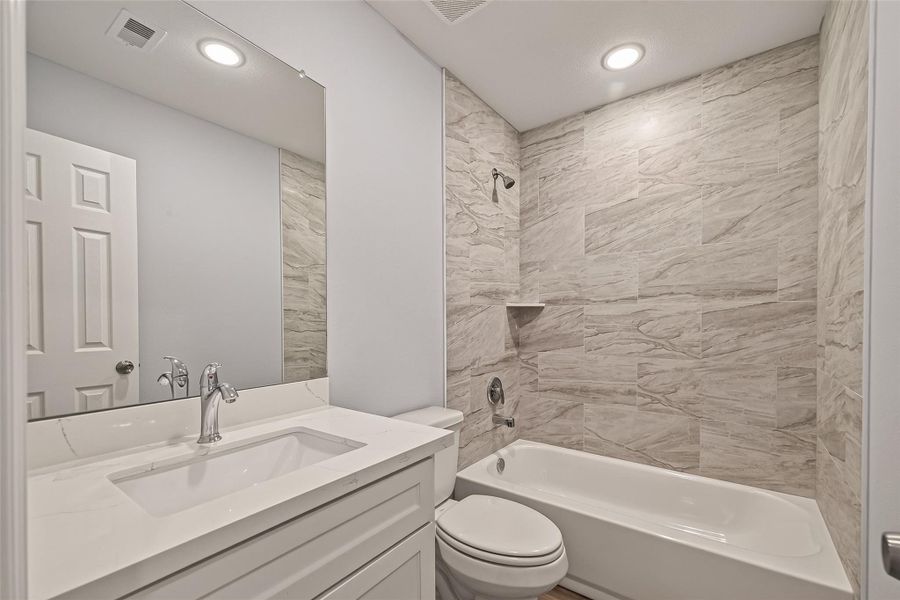 Furnished interior view inside a new home in , Houston (Image 8).