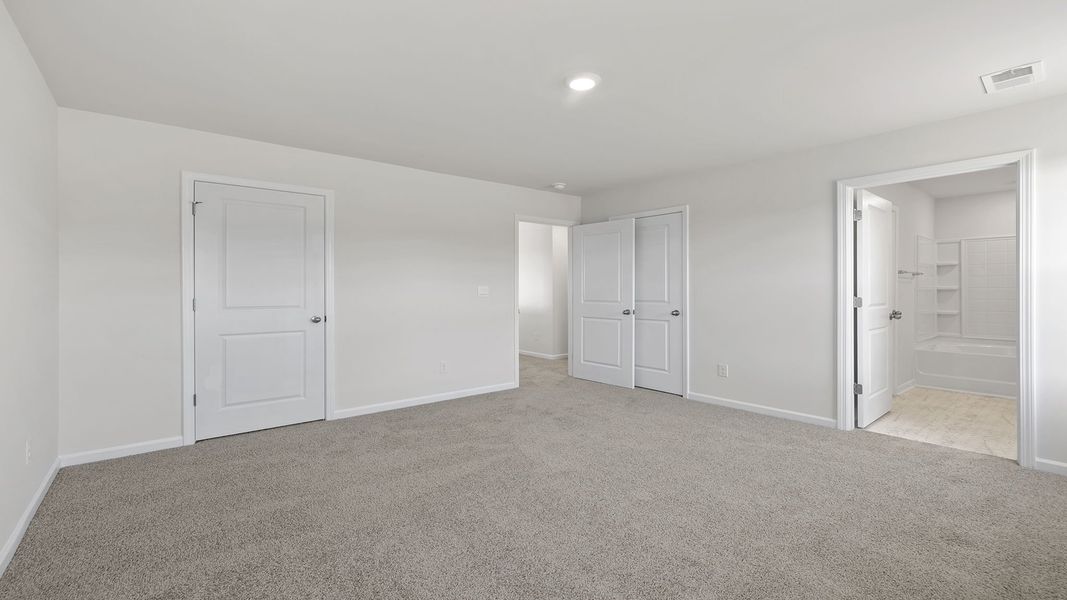 Spacious, unfurnished interior of a new home in Durbin Meadows Traditions, Fountain Inn (Image 25). Spacious, unfurnished interior of a new home in Durbin Meadows Traditions, Fountain Inn (Image 25).