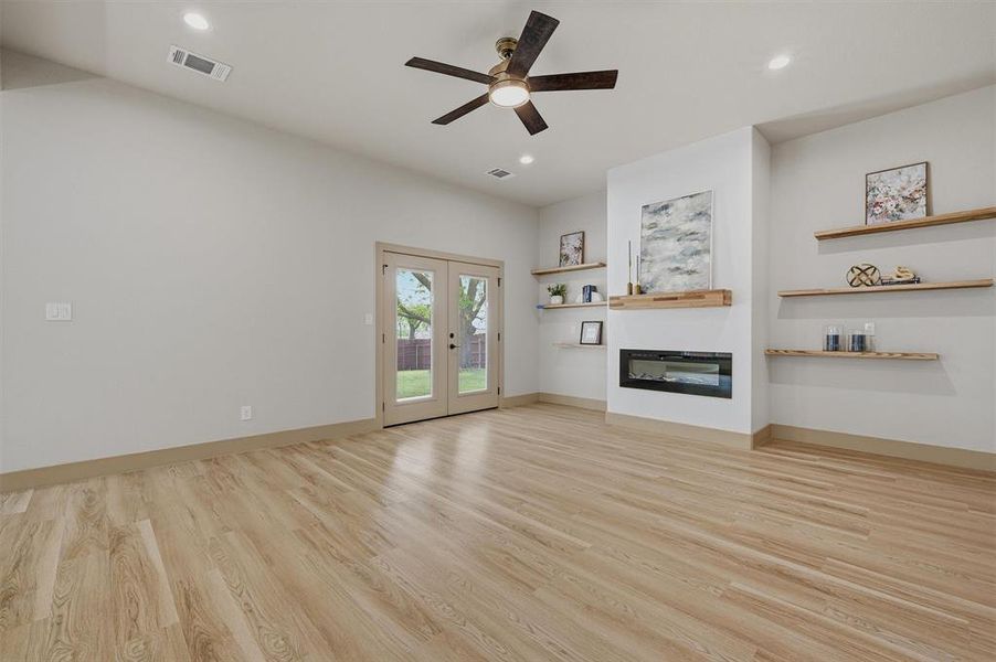 Spacious, unfurnished interior of a new home in , Sherman (Image 25). Spacious, unfurnished interior of a new home in , Sherman (Image 25).