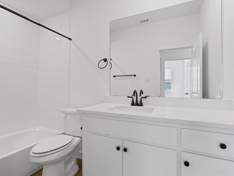 Furnished interior view inside a new home in , Prosper (Image 5).