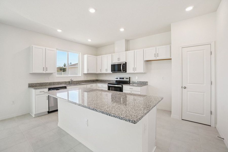 Furnished interior view inside a new home in Pepper Grove II, Palmetto (Image 4).