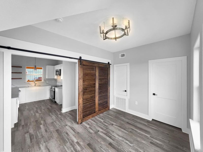 Spacious, unfurnished interior of a new home in , Bolivar (Image 16). Spacious, unfurnished interior of a new home in , Bolivar (Image 16).