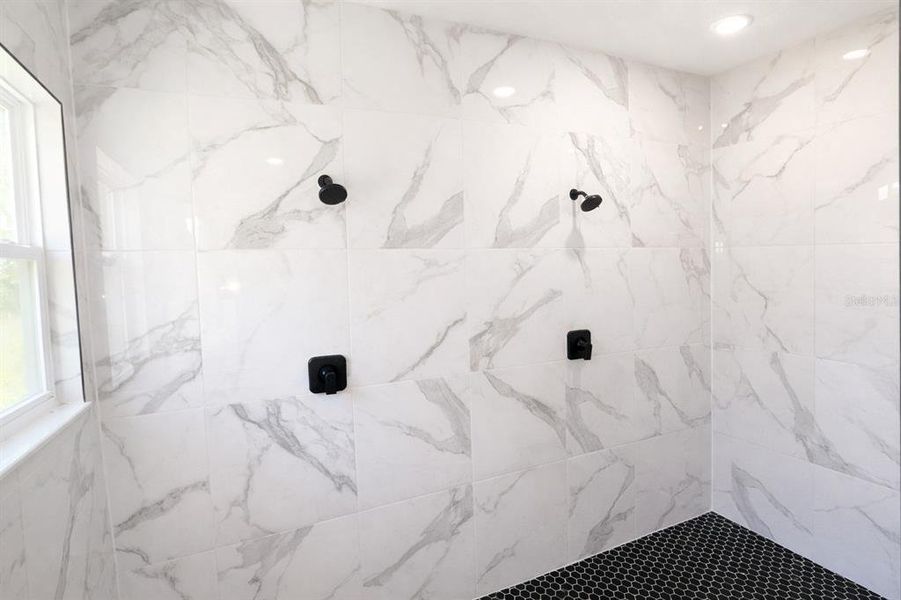 Image 18 of a home in .