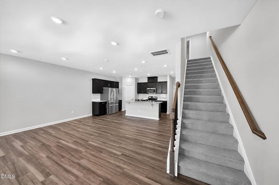 SUN_Rosedale_Pic_Sutton-8