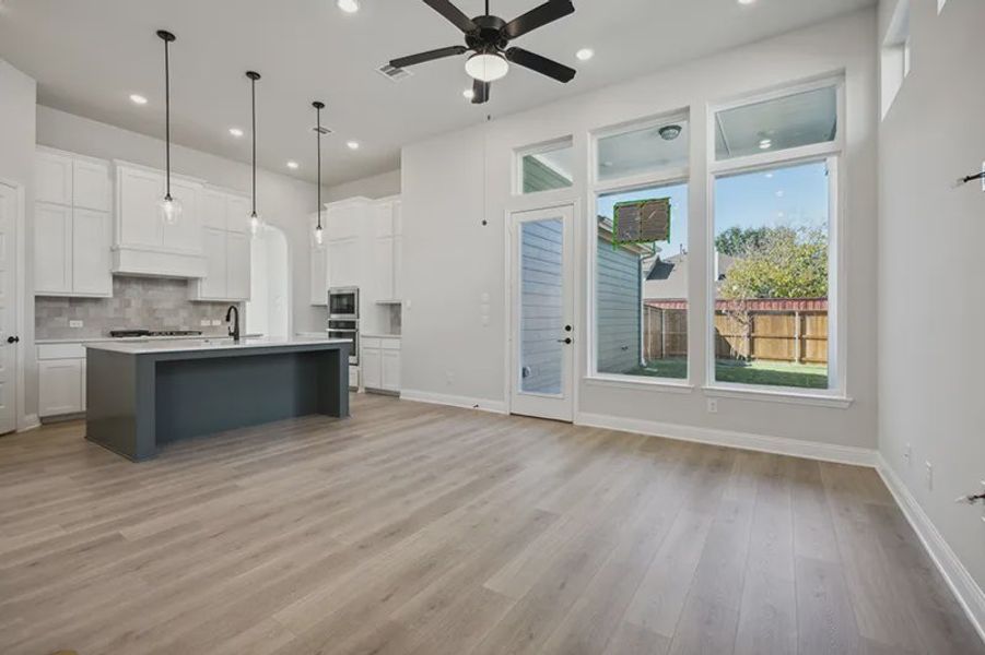Representative unfurnished interior of a home built from the Peyton by Cambridge Homes in Lake Park, Rowlett (Image 19).
