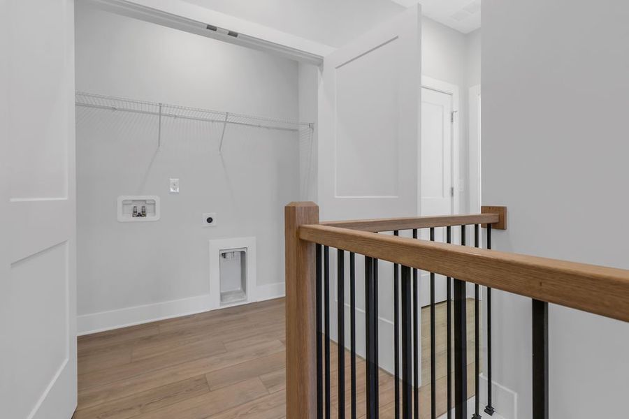 Spacious, unfurnished interior of a new home in Echo Park, Suwanee (Image 27).