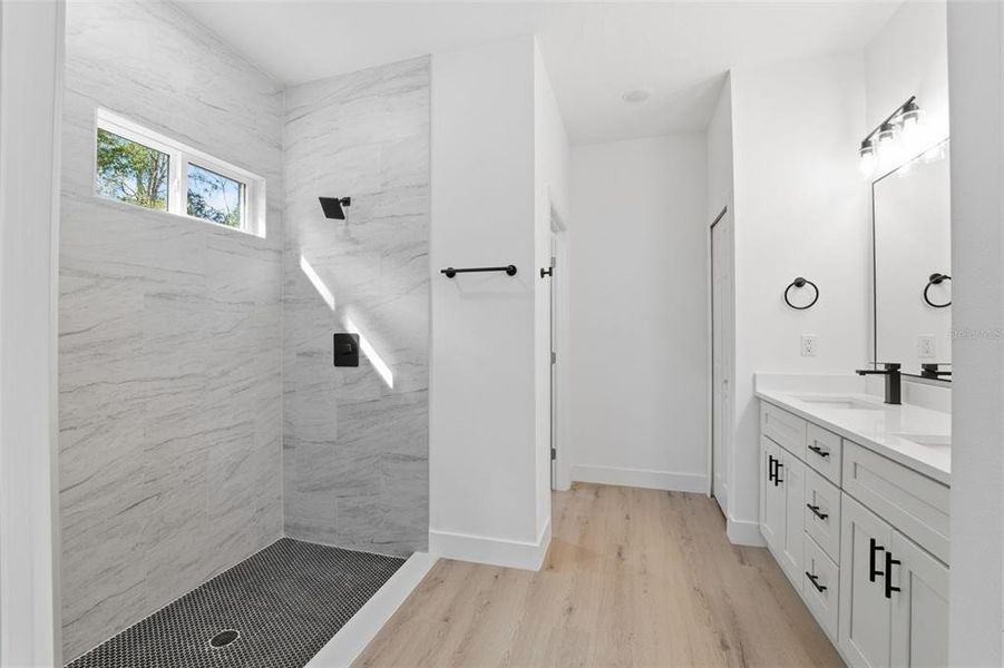Furnished interior view inside a new home in , Citrus Springs (Image 8).