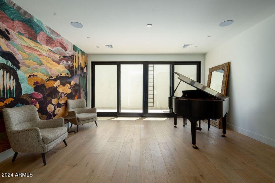 Basement Sitting Area