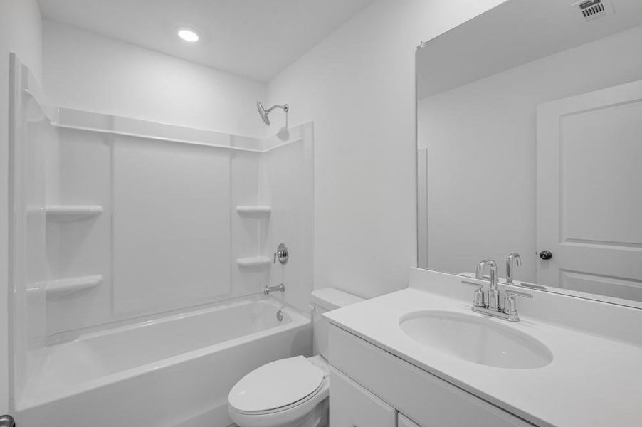 Furnished interior view inside a new home in Hampton Trace, Marietta (Image 9).