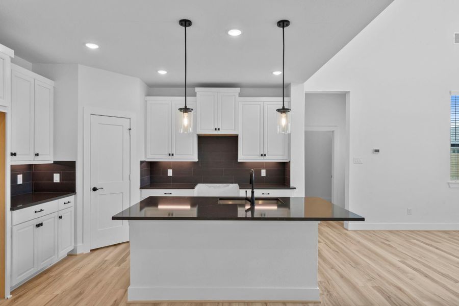Furnished interior view inside a new home in Evergreen, Conroe (Image 5). Furnished interior view inside a new home in Evergreen, Conroe (Image 5).
