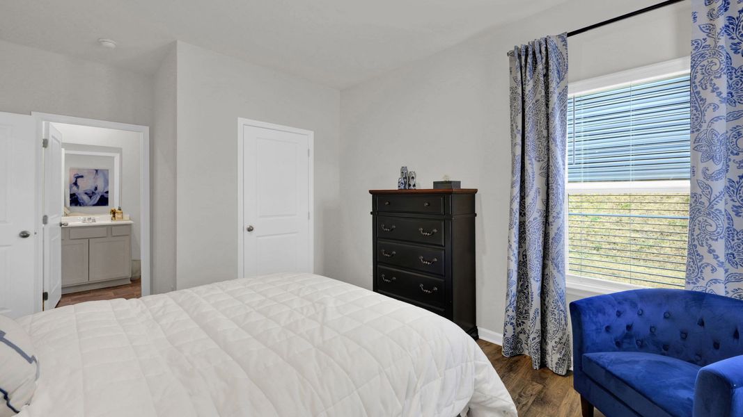Representative furnished interior of a home built from the Mansfield by D.R. Horton in The Hideaway at Fox Meadows, Bluff City (Image 25).