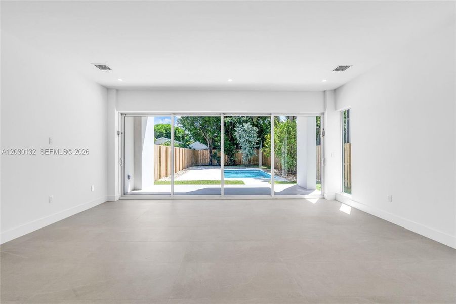 Spacious, unfurnished interior of a new home in , Miami (Image 13).