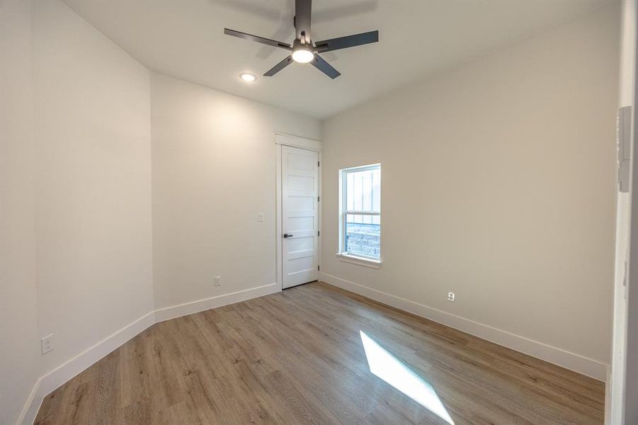 Spacious, unfurnished interior of a new home in , Fort Worth (Image 24).