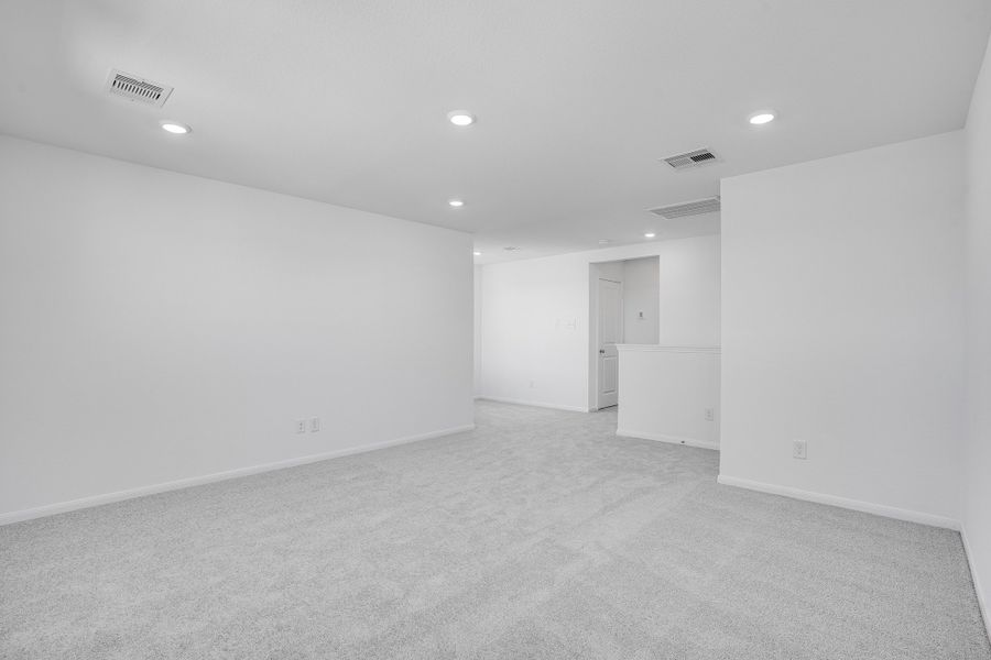 Representative unfurnished interior of a home built from the Paisley by Taylor Morrison in Hockley Meadows, Hockley (Image 19).