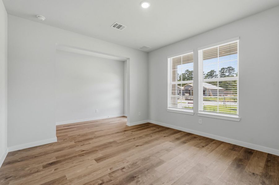 Spacious, unfurnished interior of a new home in Maple Woods, Hockley (Image 18).